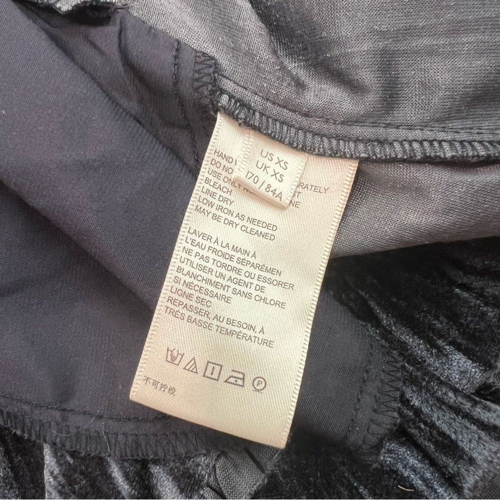 Free People Pleated Plush Swing Dress in Rare Night Navy Blue Velour - Picture 8 of 9